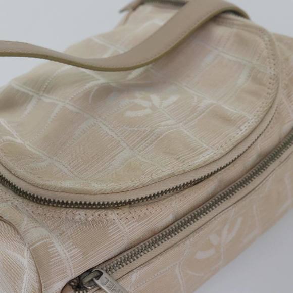 CHANEL New Travel Line Vanity Pouch Nylon Beige CC Auth ac3094 - Picture 6 of 16